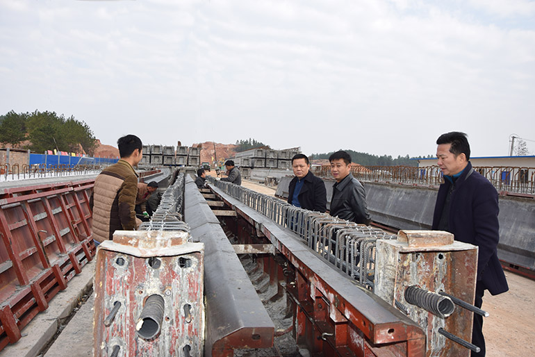 不一樣的春節(jié)，不一樣的責任