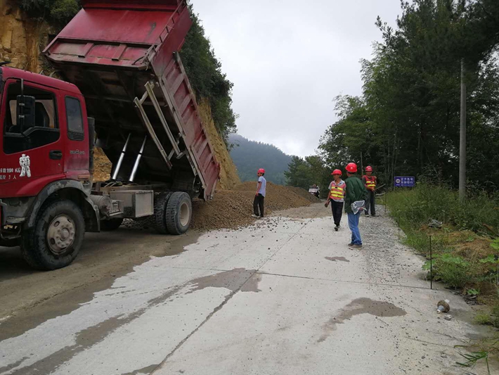 炎陵S207項目：中秋佳節(jié)，再掀施工熱潮