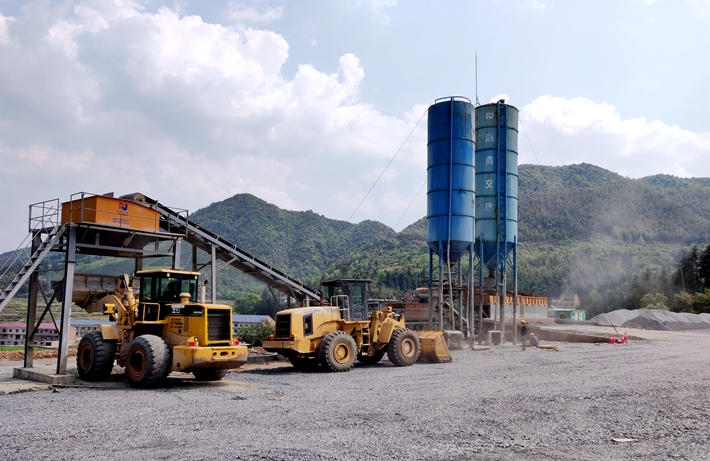 攸縣大中修S333項目水穩(wěn)拌合站建設圓滿完成